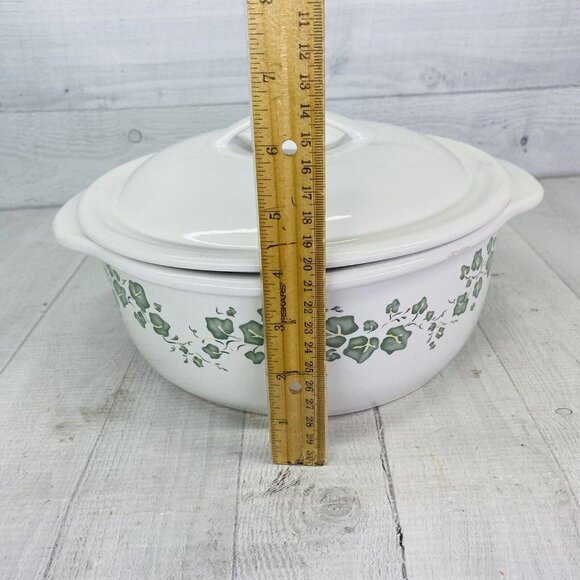 Corelle Coordinates CALLAWAY Green Ivy Stoneware 2.5 Qt Covered Casserole Dish - Picture 12 of 16